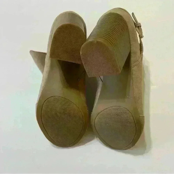 APT 9 Bootie Clocktan Peep Toe High Heel Womens Ankle Boot Size 10 Zip Taupe - Picture 13 of 13